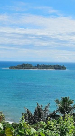 The view padang, Amazing view, food, drink, sleep, transport, 8 mins Mentawai fast ferry